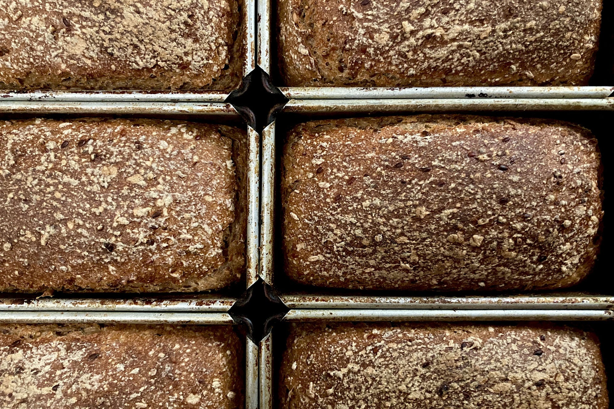hheart bakery Wholemeal Seeded Sourdough Tin Loaf